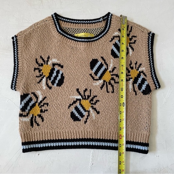 Sarah Gordon For Anthropologie Erin Icon Bee Knit Sweater Vest Size XS - Picture 8 of 11